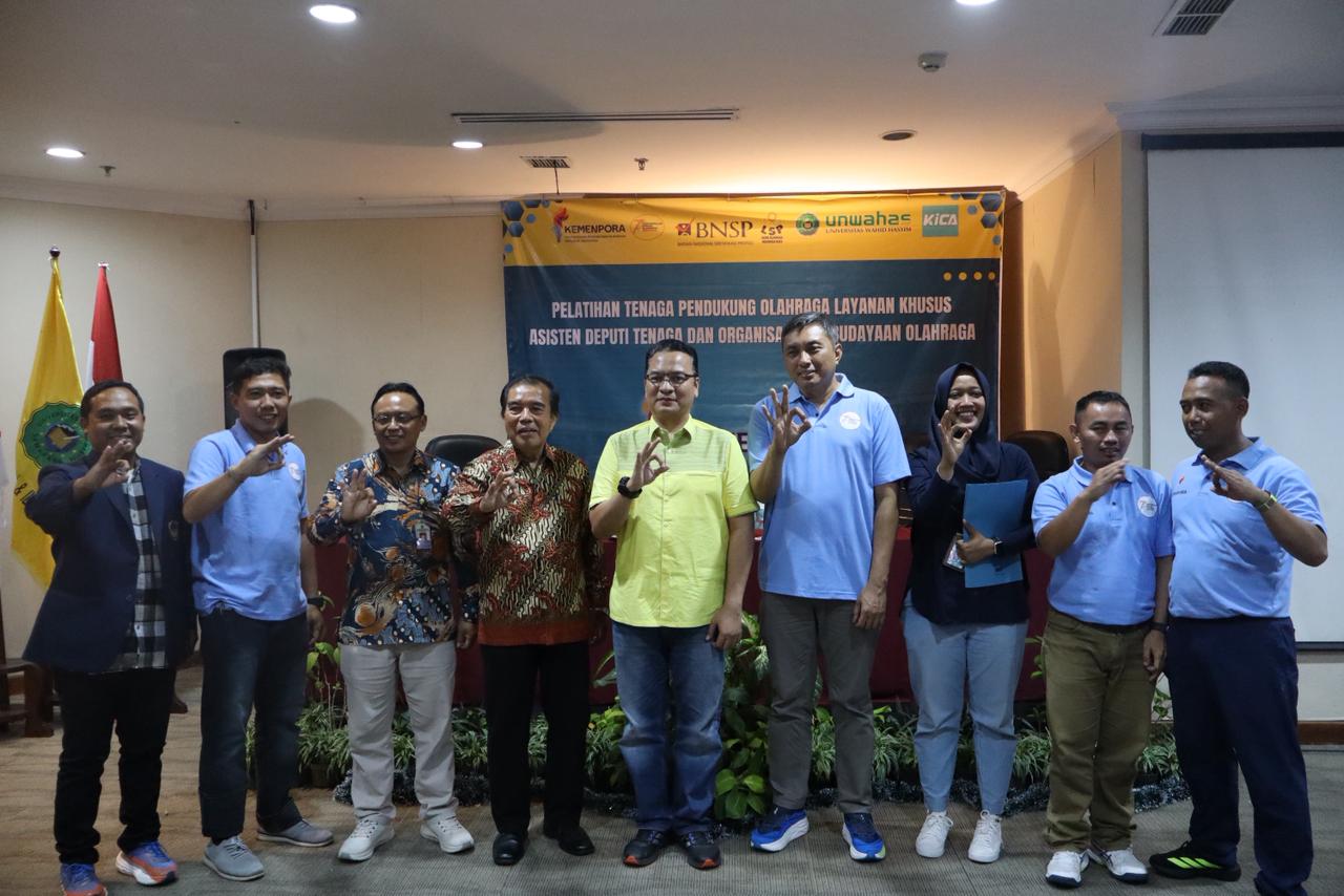 UNWAHAS KOLABORASIKAN PENGEMBANGAN SDM KEOLAHRAGAAN DENGAN KEMENPORA