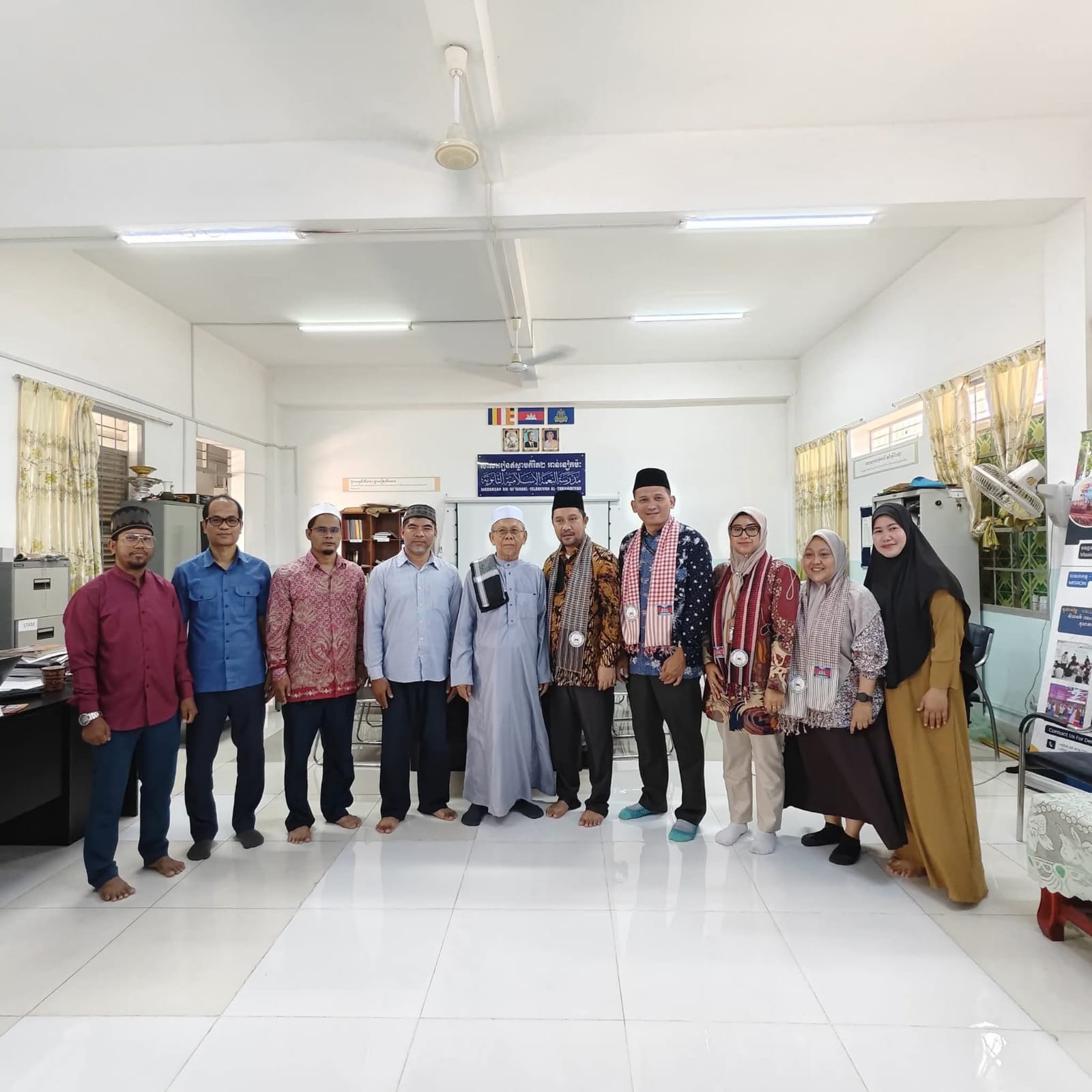 Sinergi Internasional: Unwahas & Madrasah Kamboja Bersatu untuk Pendidikan Islam