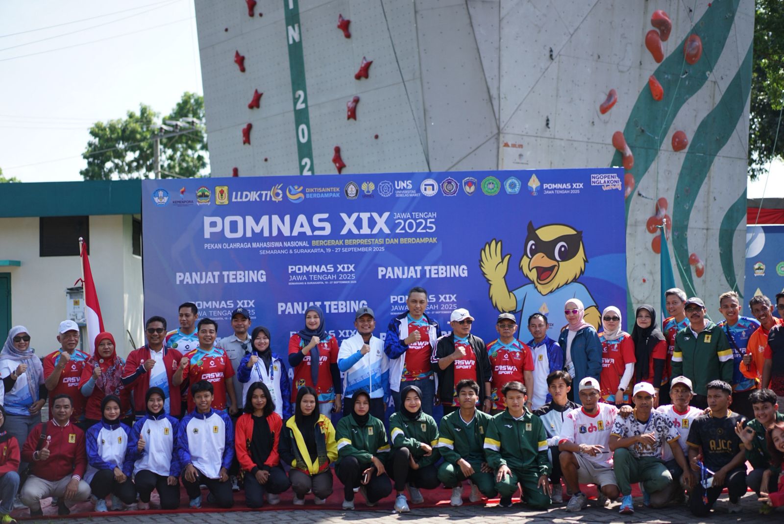 Unwahas Tuan Rumah POMNAS XIX Jawa Tengah, Buka Cabang Panjat Tebing Dengan Meriah