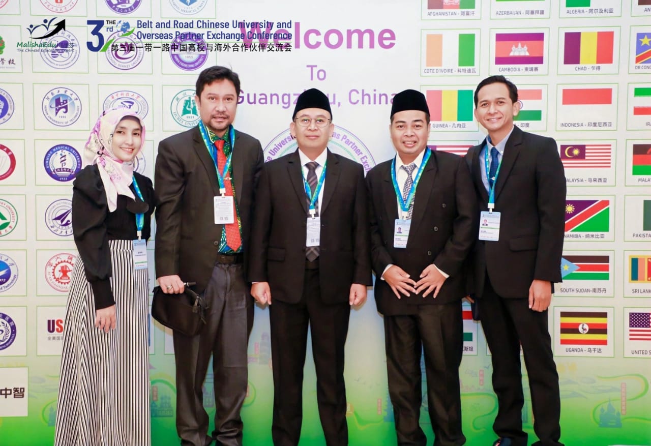 Universitas Wahid Hasyim Hadiri Konferensi Internasional di China